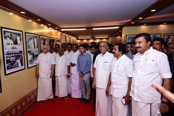 Kalaignar Photo Exhibition on going in chennai