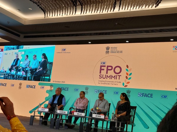 Velliangiri FPO felicitated with National Award by Federation of Indian Industries Velliangiri FPO felicitated with National Award by Federation of Indian Industries