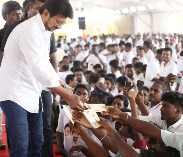 MGR Song who sounded at the DMK program attended by Udhayanidhi Stalin
