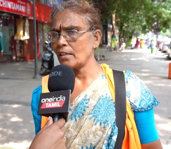Is it right to issue a separate family card to women living alone?