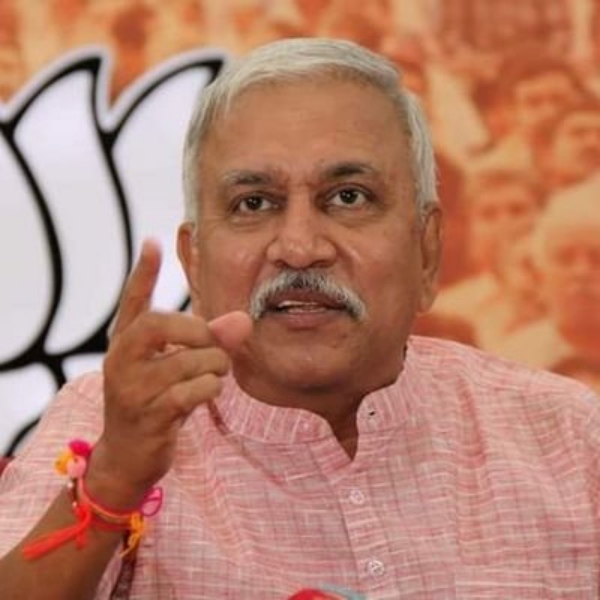 Narayanan Thirupathi condemns DMK for demolishing school and building church 