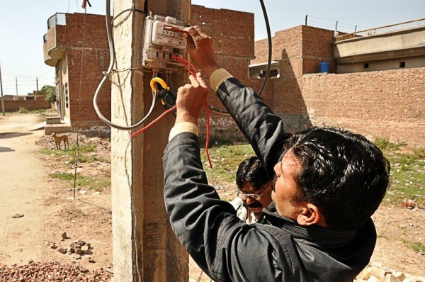 Tamil Nadu Electricity Board detects 17,328 power thefts in last year: Rs 103 crore collected as fine 