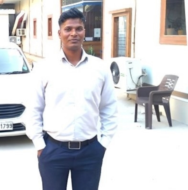Ram Bhajan ias success story: reviously a labourer and cracked UPSC in his 8th attempt with AIR Ram Bhajan ias success story: reviously a labourer and cracked UPSC in his 8th attempt with AIR