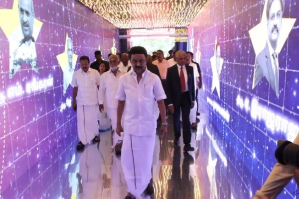  Space scientists have praised Chief Minister Stalin who gave a prize of 25 lakh rupees 