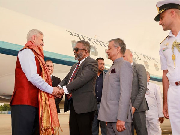 Union Minister Jaishankar reaches Colombo to attend Indian Ocean ministers meeting