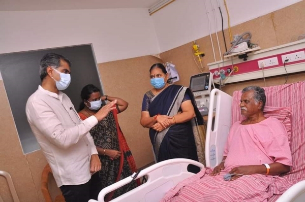 Durai Vaiko met Mutharasan and inquired about his health