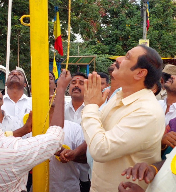 Dr.Ramadoss FB Post on PMKs alliance move with DMK?