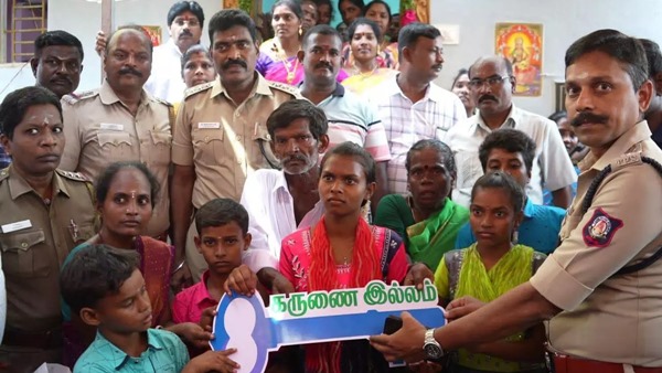 Tamilnadu police have built their own house for a poor family : Kudos to Virudhachalam DSP Arokiaraj Tamilnadu police have built their own house for a poor family : Kudos to Virudhachalam DSP Arokiaraj