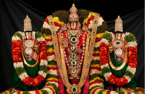Purattasi 3rd Saturday Today Devotees throng Perumal temples Chanting Govintha 
