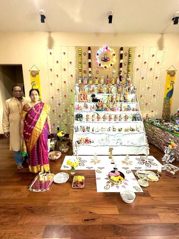 Navratri Golu in California USA Chanting of Vishnu Sahasranamam Mahishasura Mardini slokas