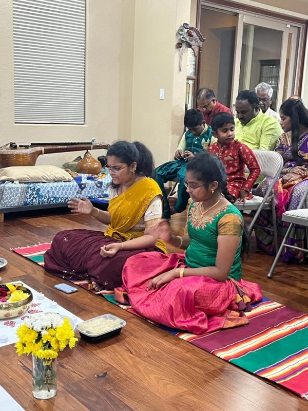Navratri Golu in California USA Chanting of Vishnu Sahasranamam Mahishasura Mardini slokas