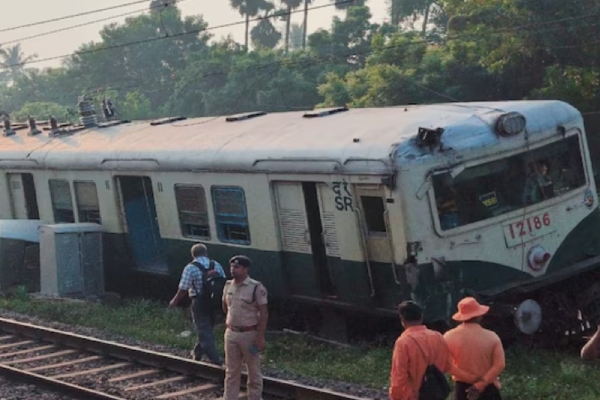 Southern Railway explains when the electric train coaches involved in the accident near Avadi will be removed 