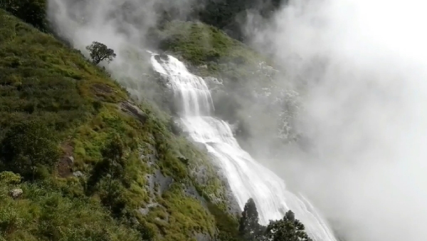 Is such a miracle in Kodaikanal? Little known Kotivarai Falls in Pallangi 