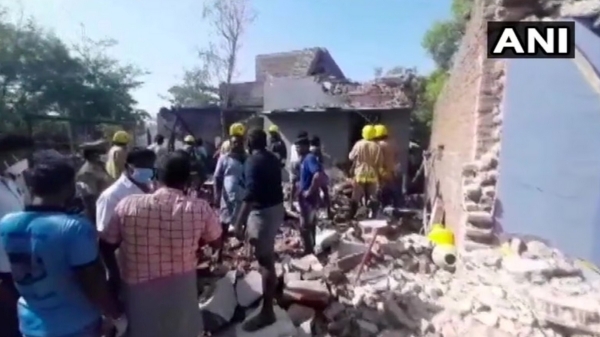 3 people were injured in an explosion at a firecracker manufacturing factory in Virudhunagar district 
