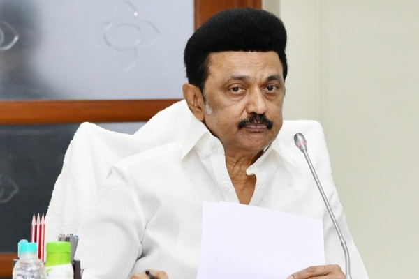 4 people were killed Terrible explosion in Mayiladuthurai firecracker factory 