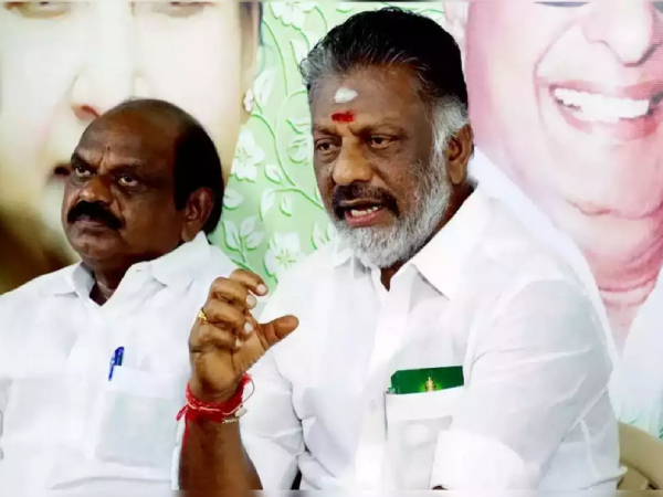 O Panneer Selvam team will join with BJP? he consultes his supporters in Chennai 