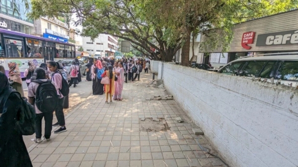 Bangalore bus stand worth Rs.10 lakhs stolen on Cunningham Road 