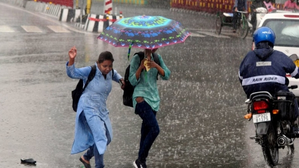 13 districts are likely to receive heavy rains on october 8 and 9 in Tamilnadu 