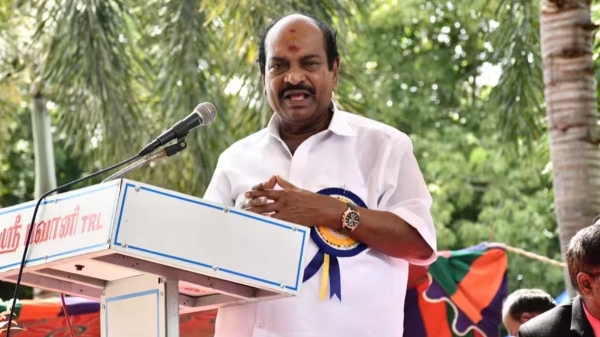 New IT department team arrived to DMK MP Jagathrakshakan house 