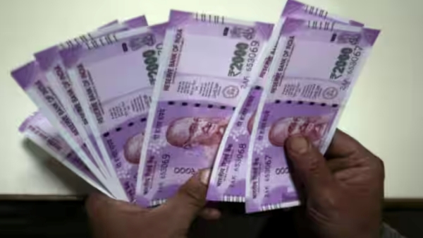 Time to exchange Rs 2000 notes ends: Can money be exchanged now? RBI Explains 