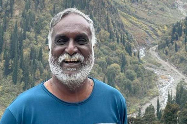 Do you know the salary of Biggboss Bava Chelladurai ? 