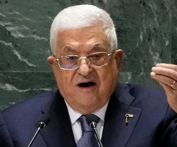 Huge twist in Israel issue Palestinian President Abbas sudden trip to Russia