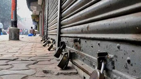 Delta banth and protest in 8 districts of Tamilnadu regarding cauvery issue Delta banth and protest in 8 districts of Tamilnadu regarding cauvery issue