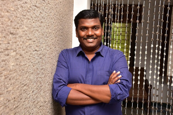 Vidhyakar Humiliated Yuga Bharthi in run movie song