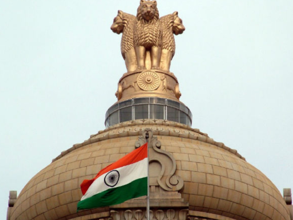 Apple responds to opposition leaders claims of warning them of state-sponsored attackers