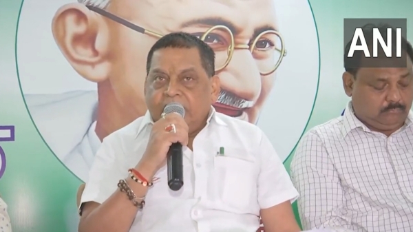 Bihar JD(U) raise doubts over PM Modis OBC status