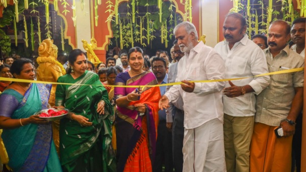 Navaratri Kolu at Raj Bhavan Laxmi Ravi performed Navaratri Puja Durga Stalin lighting the lamp at Mylapore Navaratri Kolu at Raj Bhavan Laxmi Ravi performed Navaratri Puja Durga Stalin lighting the lamp at Mylapore