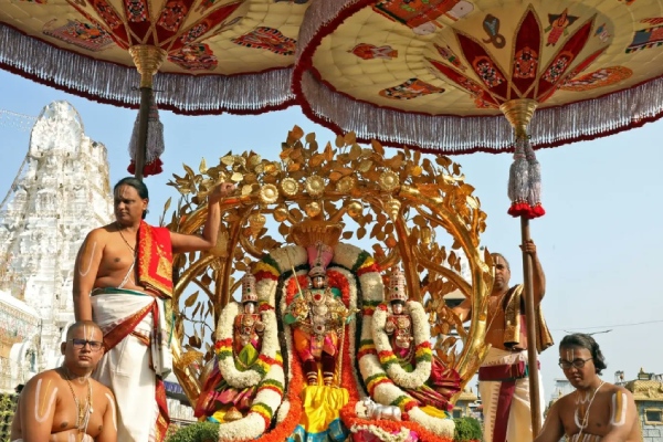 Navarathiri brahmotsavam: Garuda Vahana Seva today SSD tokens will not be issued at SSD counters in Tirupati