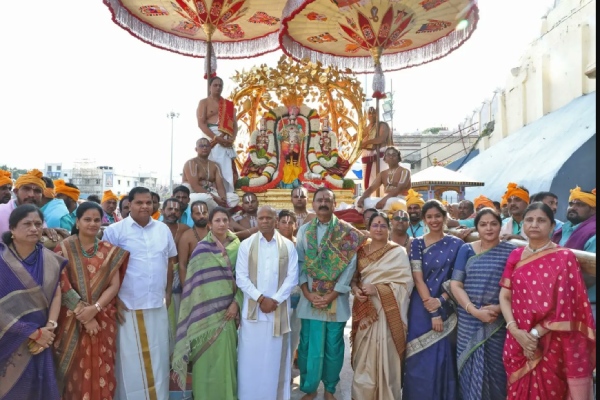 Navarathiri brahmotsavam: Garuda Vahana Seva today SSD tokens will not be issued at SSD counters in Tirupati