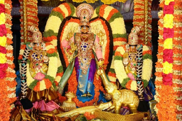 Navarathiri brahmotsavam: Garuda Vahana Seva today SSD tokens will not be issued at SSD counters in Tirupati