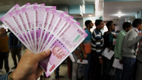  RBI Governor Shaktikanta Das says Rs 2,000 notes worth Rs 10,000 crore left in the system