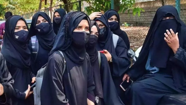 Karnataka Education Minister says Students will be allowed to wear Hijab while exam 