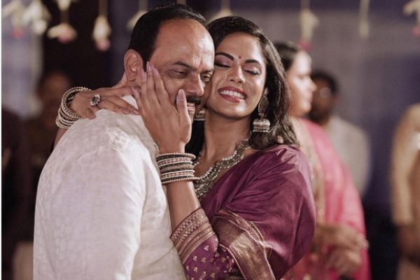 Actress Radha Daughter Actress Karthika Engagement Photo 