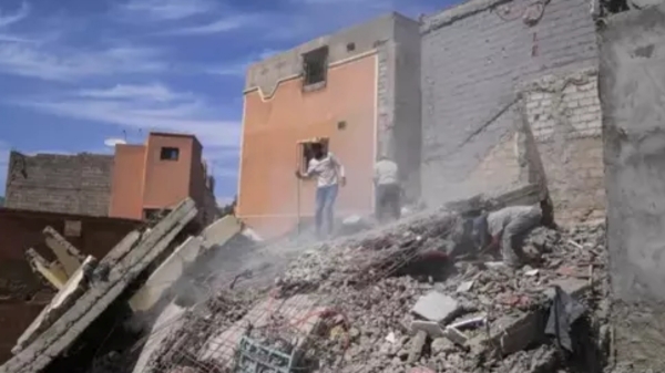 People are panicking due to the earthquake in Nepal this morning 