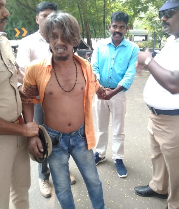 NIA begin probes into petrol bomb hurled at Tamil Nadu Raj Bhavan NIA begin probes into petrol bomb hurled at Tamil Nadu Raj Bhavan