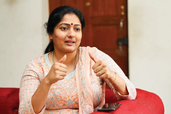 Gayathri Raghuram raised suspicions after the BJP denied the allegation on Karukka Vinod link 