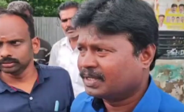 An attempt was made to kill 4 people including a VAO, who went to stop sand smuggling near Palani