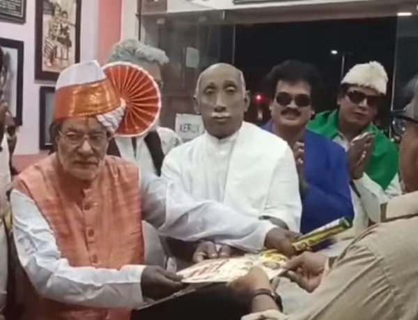 Congress complaint against bjp for using kamarajar name