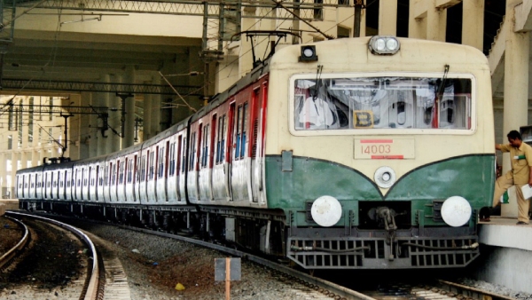 41 suburban electric trains canceled between Chennai beach-Tambaram today 