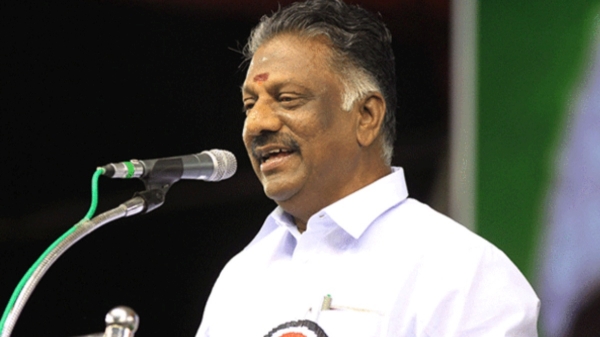 O Panneerselvam team holds conference in Coimbator on January 6