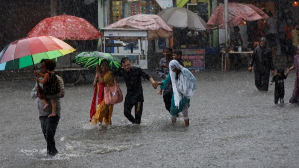 3 districts will experience very heavy rain and 14 districts are receive heavy rain 