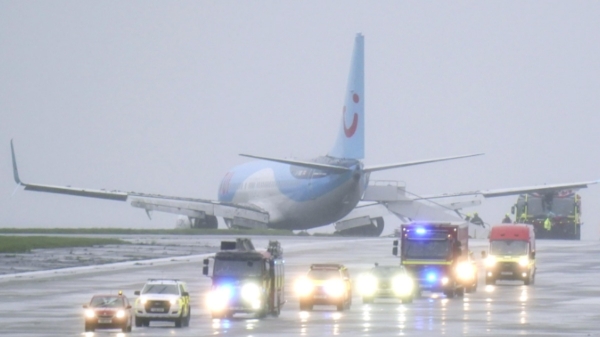 Plane skid off runway at UK Leeds Bradford Airport during Storm Babet passengers shock