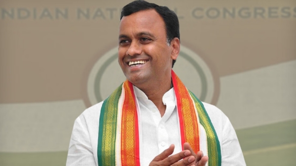 Telangana: BJP Shocks over Komatireddy Rajagopal Reddy quits, returns to Congress 