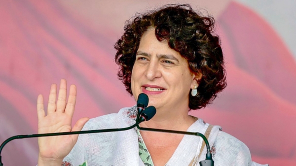 Rs 500 subsidy on LPG refill- Priyanka Gandhi promises to Chhattisgarh 