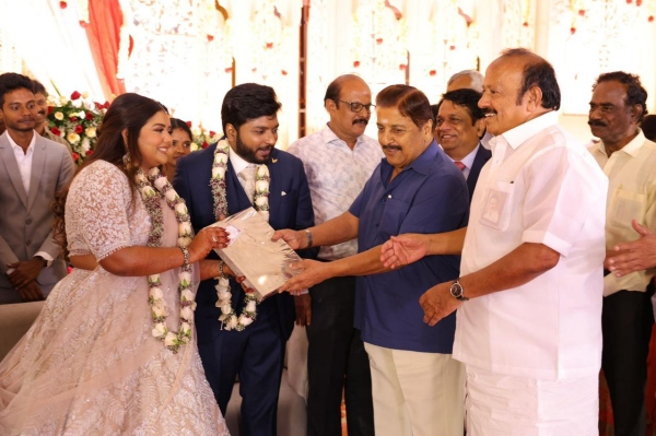 Celebrities who attended the wedding at Minister MRK Panneerselvam house Celebrities who attended the wedding at Minister MRK Panneerselvam house