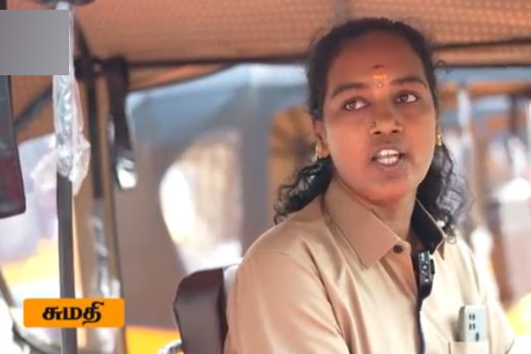 Tamil Nadu CM hands over autorickshaws to 150 women, transpersons 